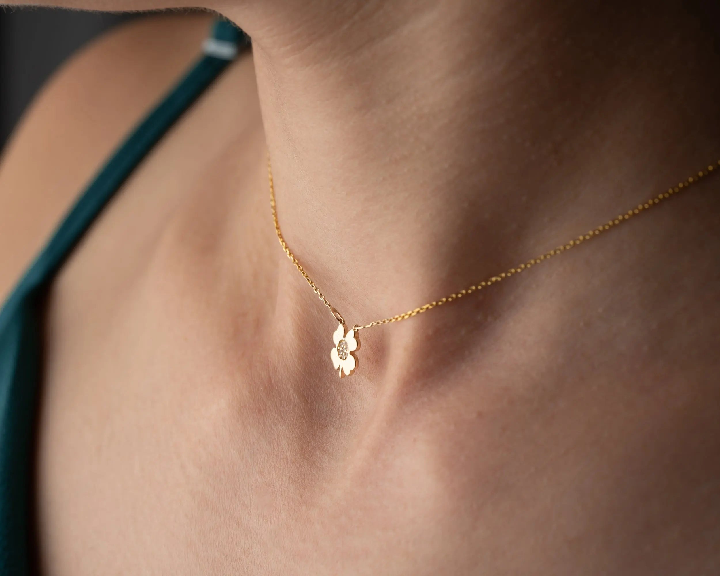 14K Gold Clover Necklace