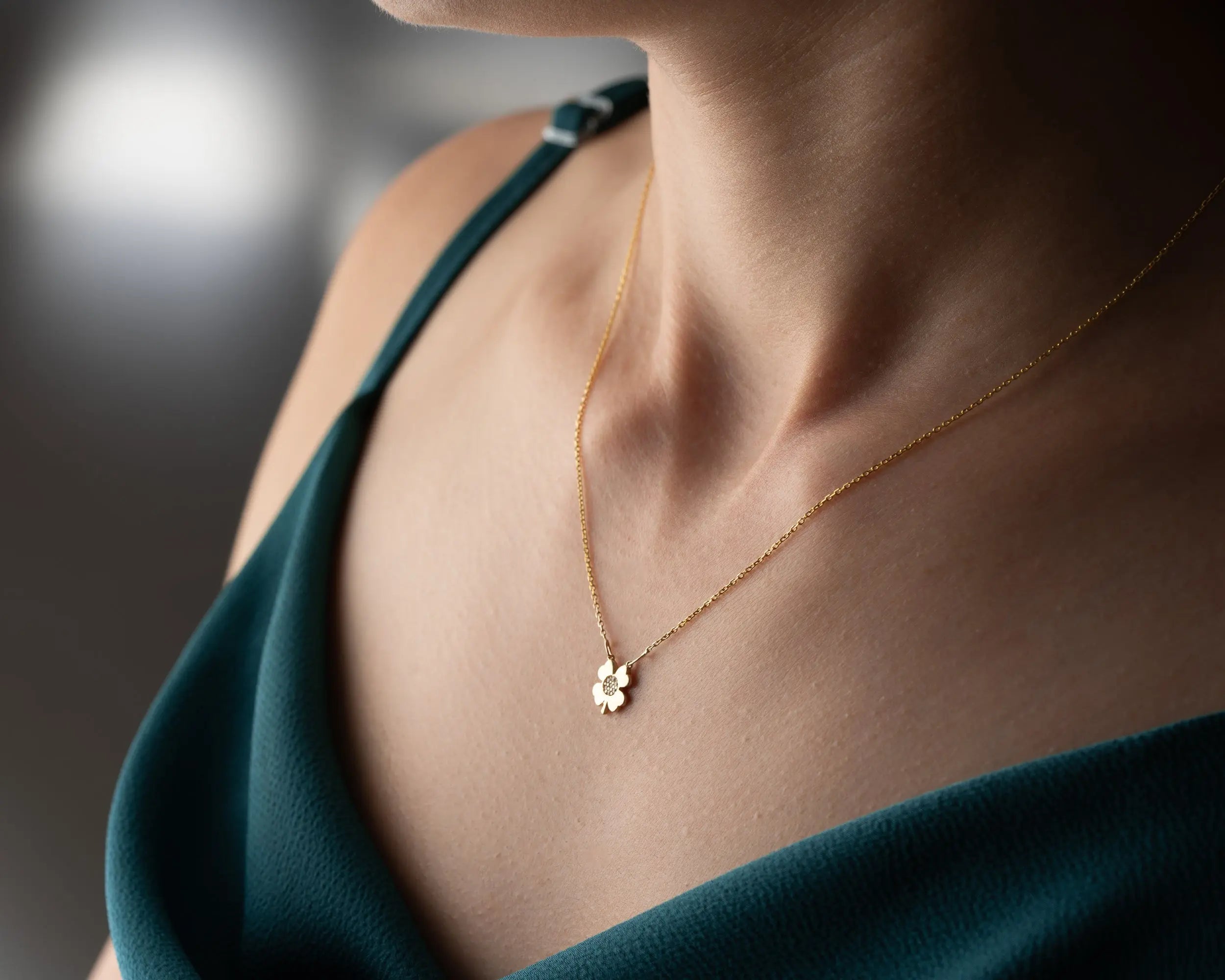 14K Gold Clover Necklace