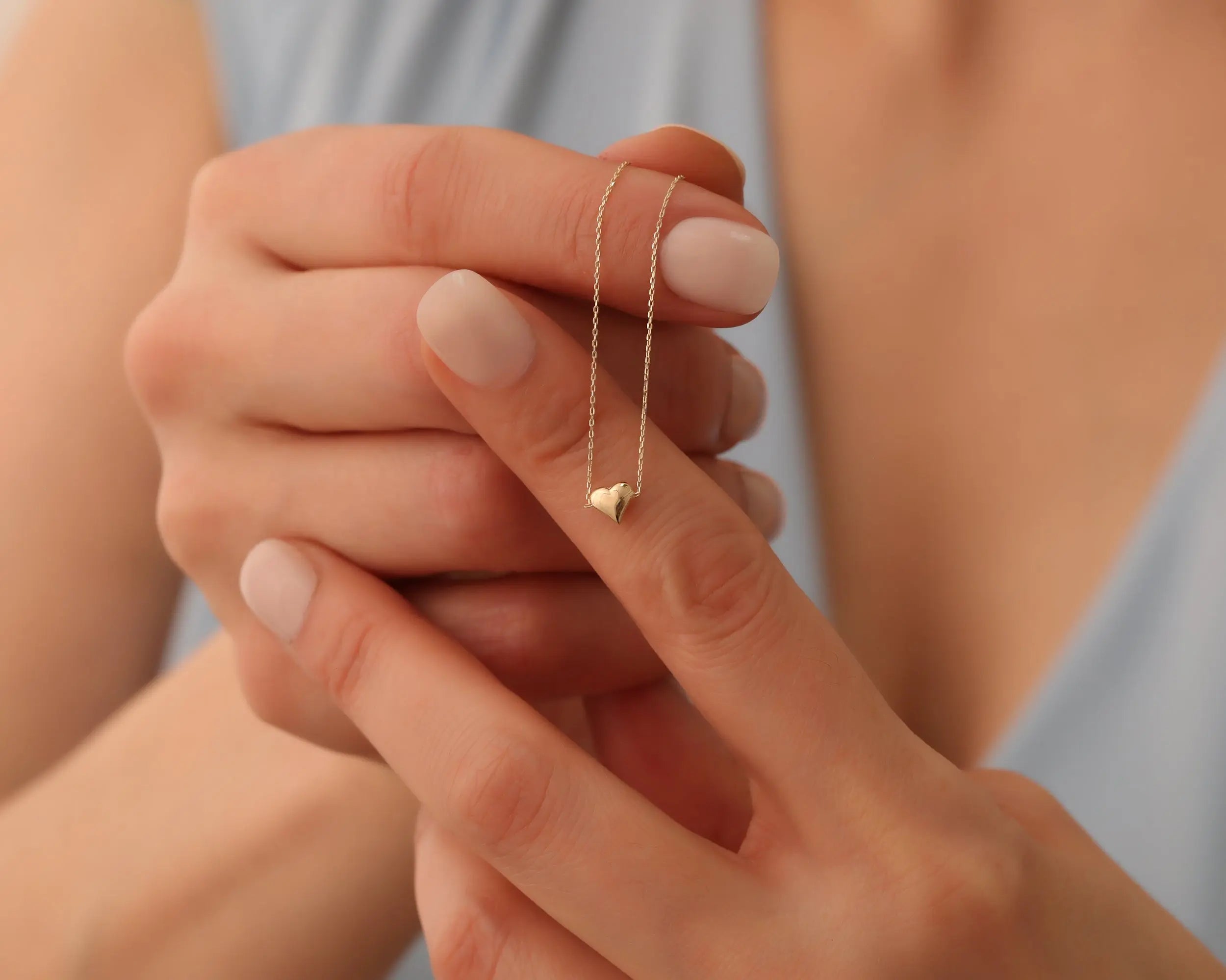 14K Solid Gold Dainty Heart Bracelet