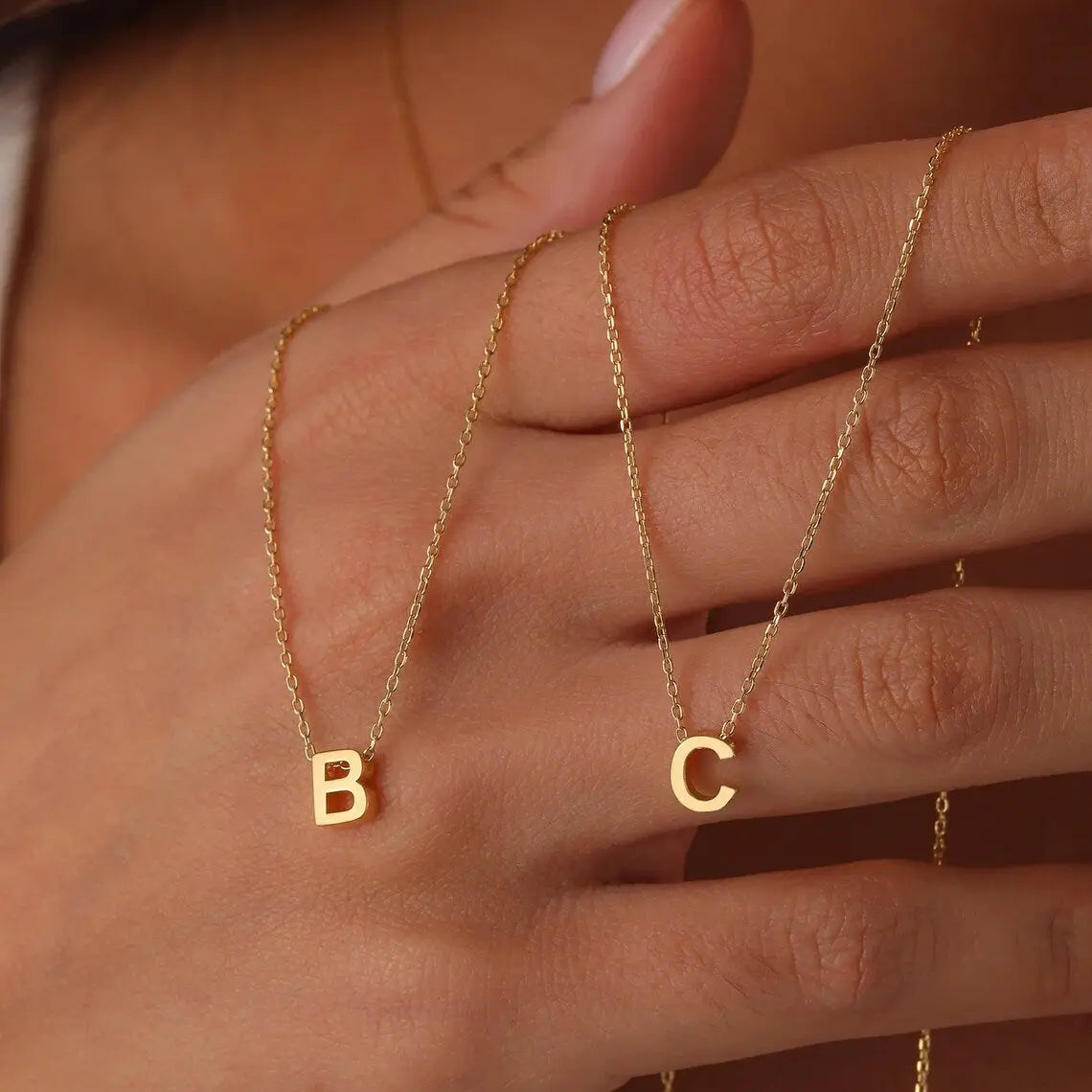 Custom Letter Necklace | 14K Solid Gold Letter Pendant | Varto Jewelry