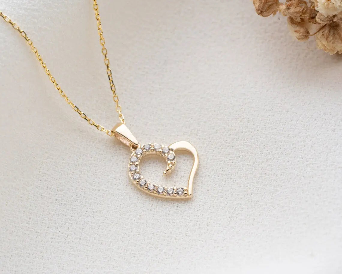 Cute Gold Necklace | 14K Solid Gold Heart Necklace | Varto Jewelry
