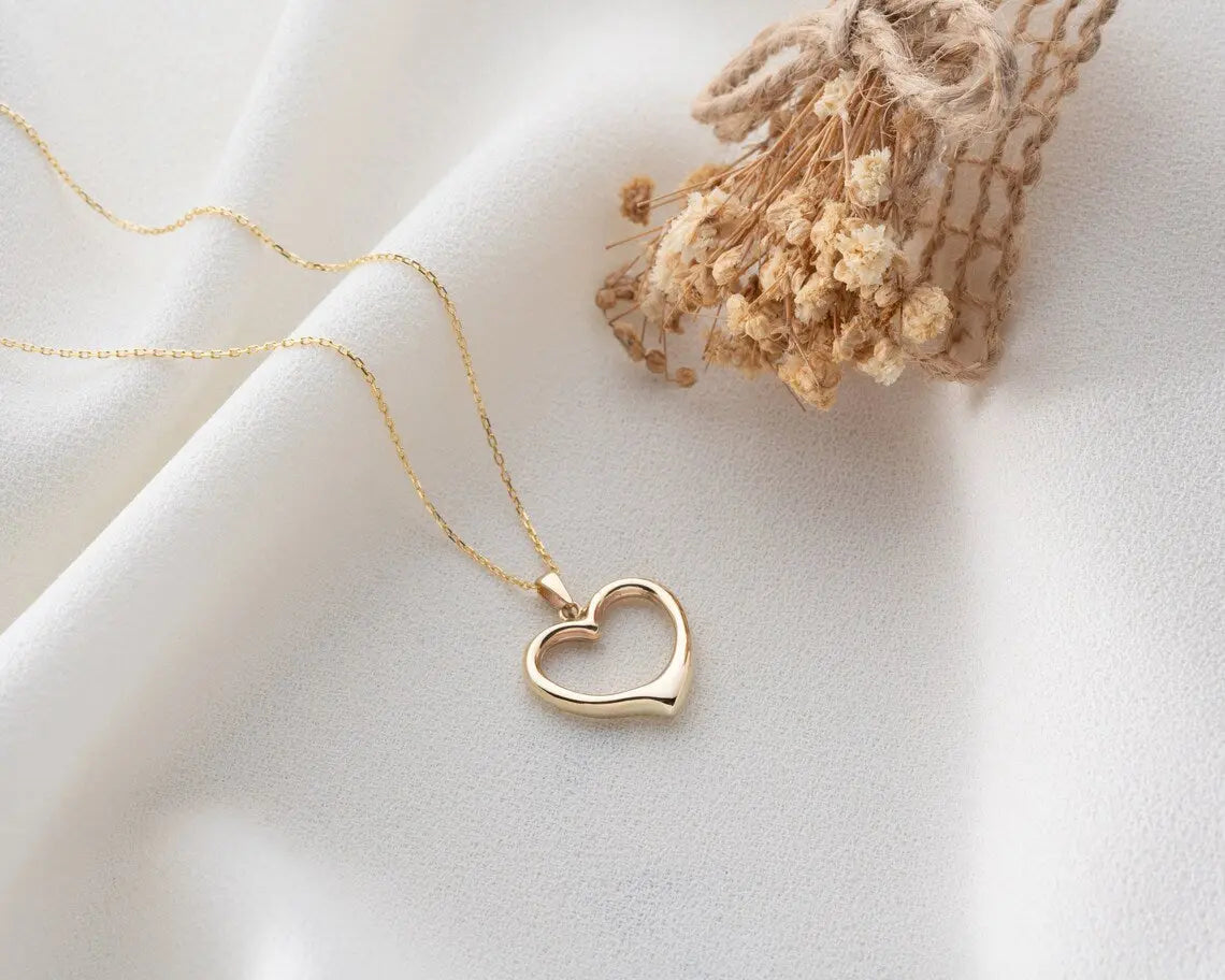 14K Solid Gold Heart Necklace | 14K Solid Gold Necklace | Varto Jewelry
