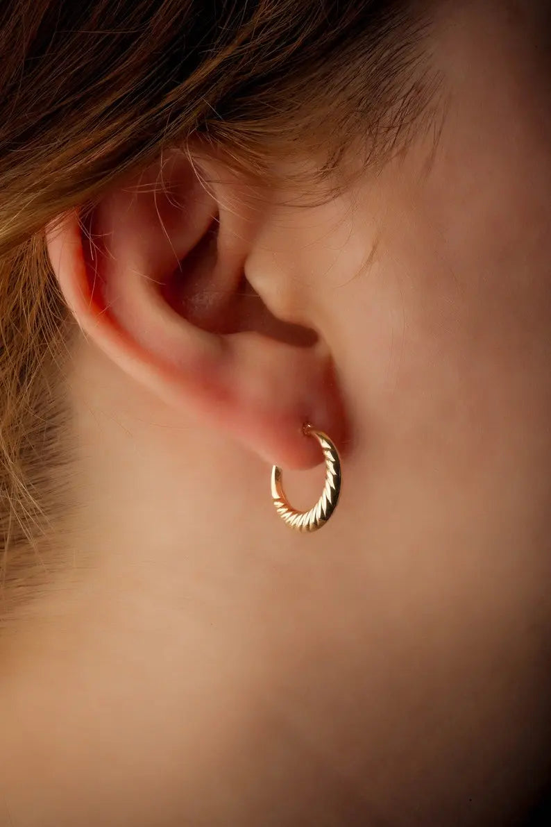 Solid Gold Hoop Earrings | 14K Gold Twisted Earrings | Varto Jewelry