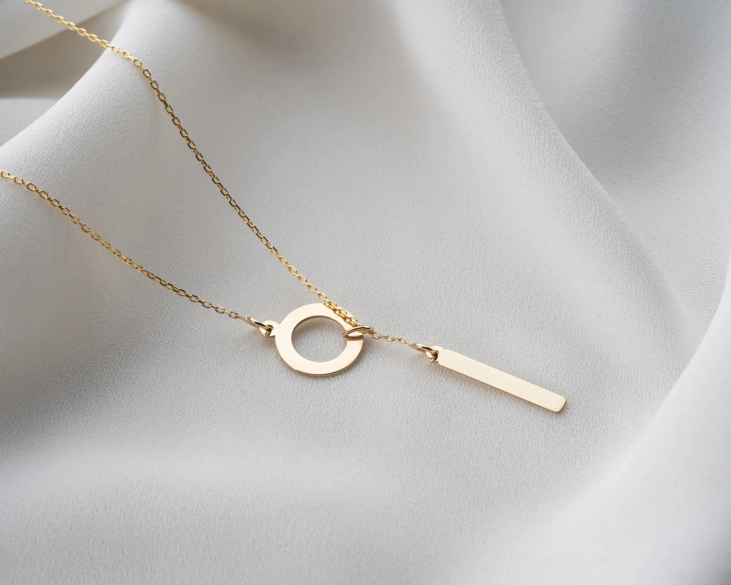 14k Gold Circle Lariat Necklace With Dropping Bar