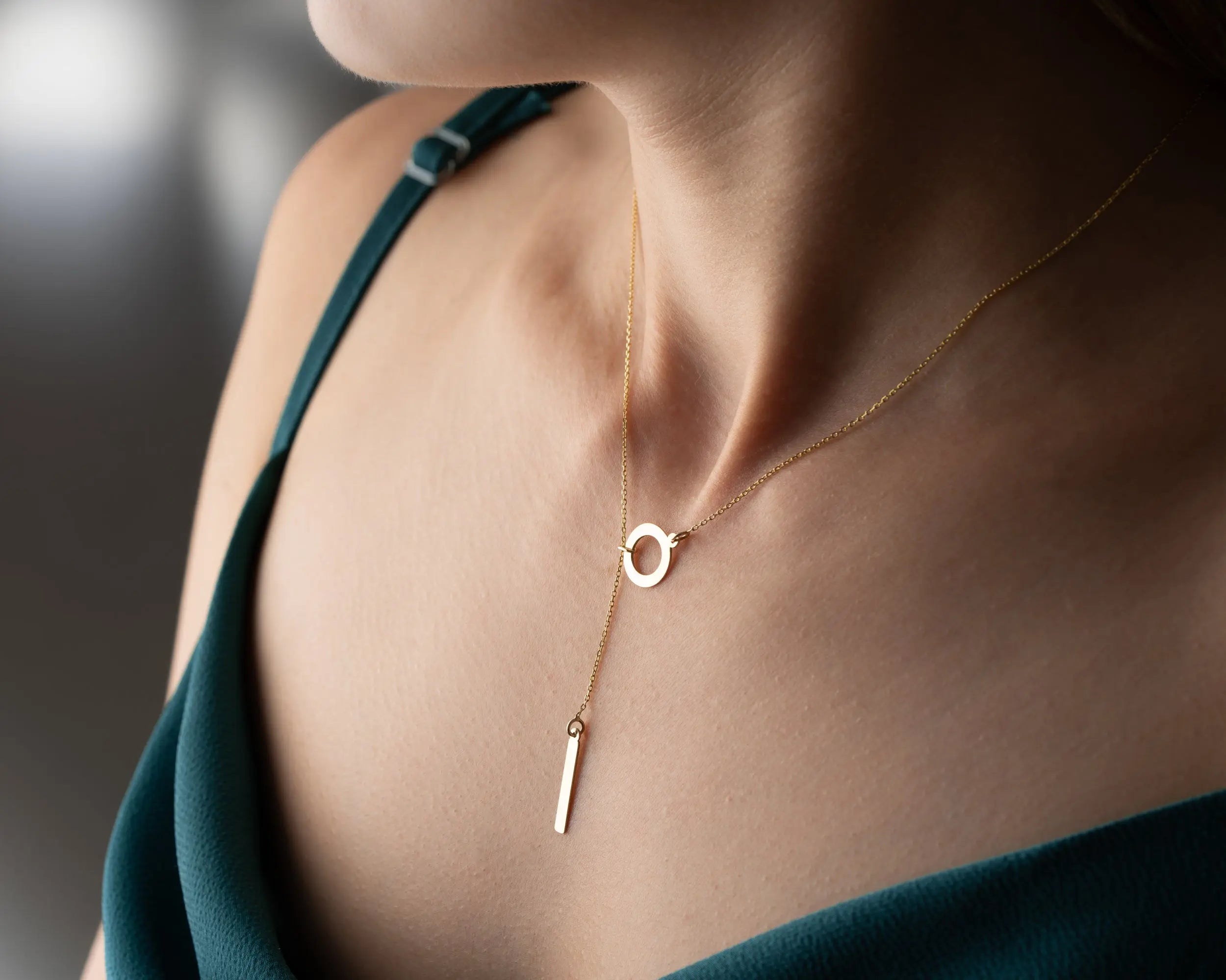 14k Gold Circle Lariat Necklace With Dropping Bar