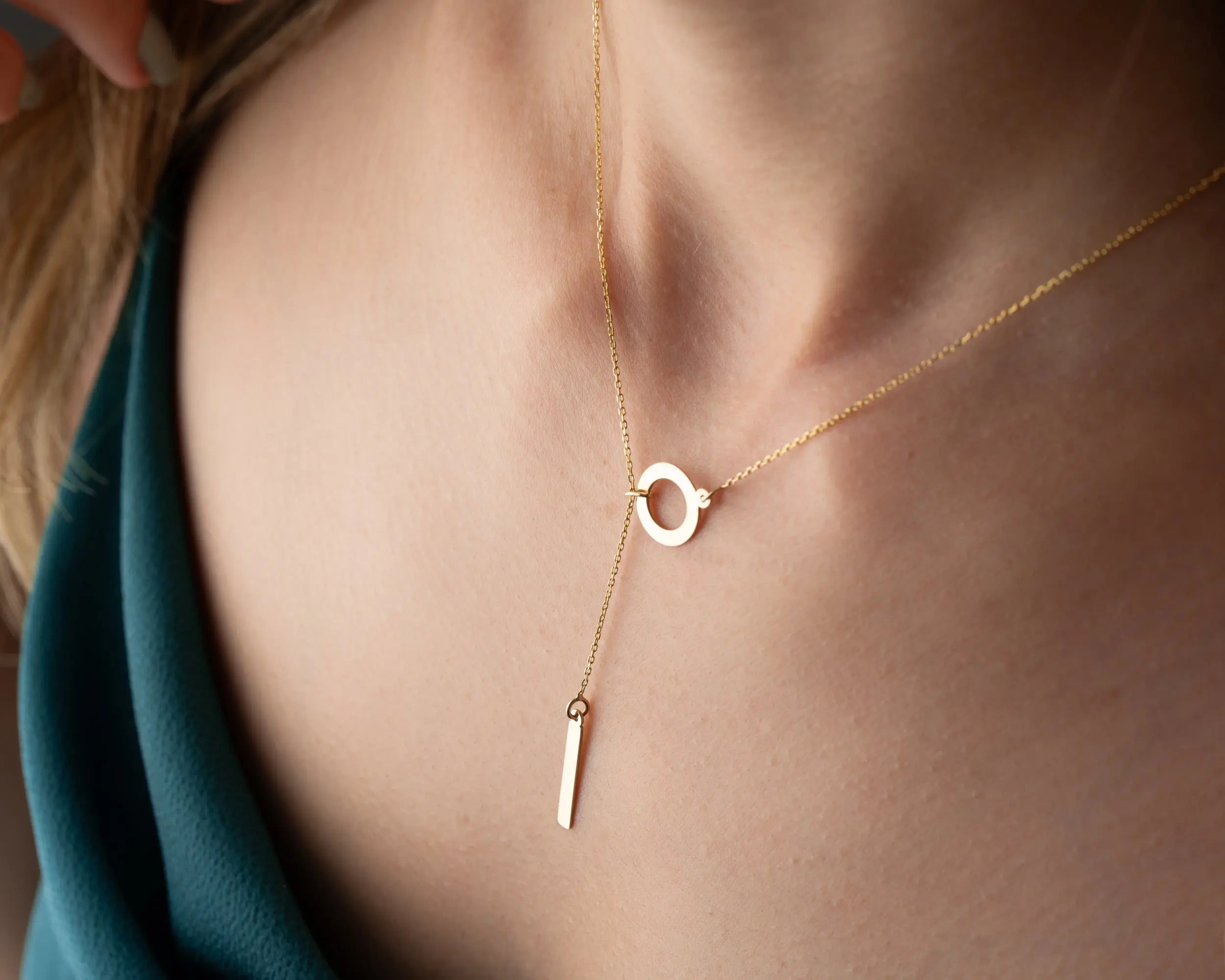 14k Gold Circle Lariat Necklace With Dropping Bar