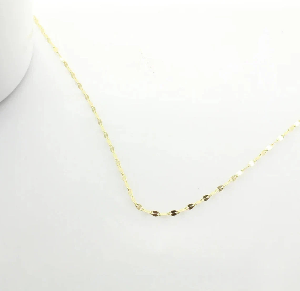 Sparkle Chain Necklace | 14K Gold Twisted Mirror Chain | Varto Jewelry