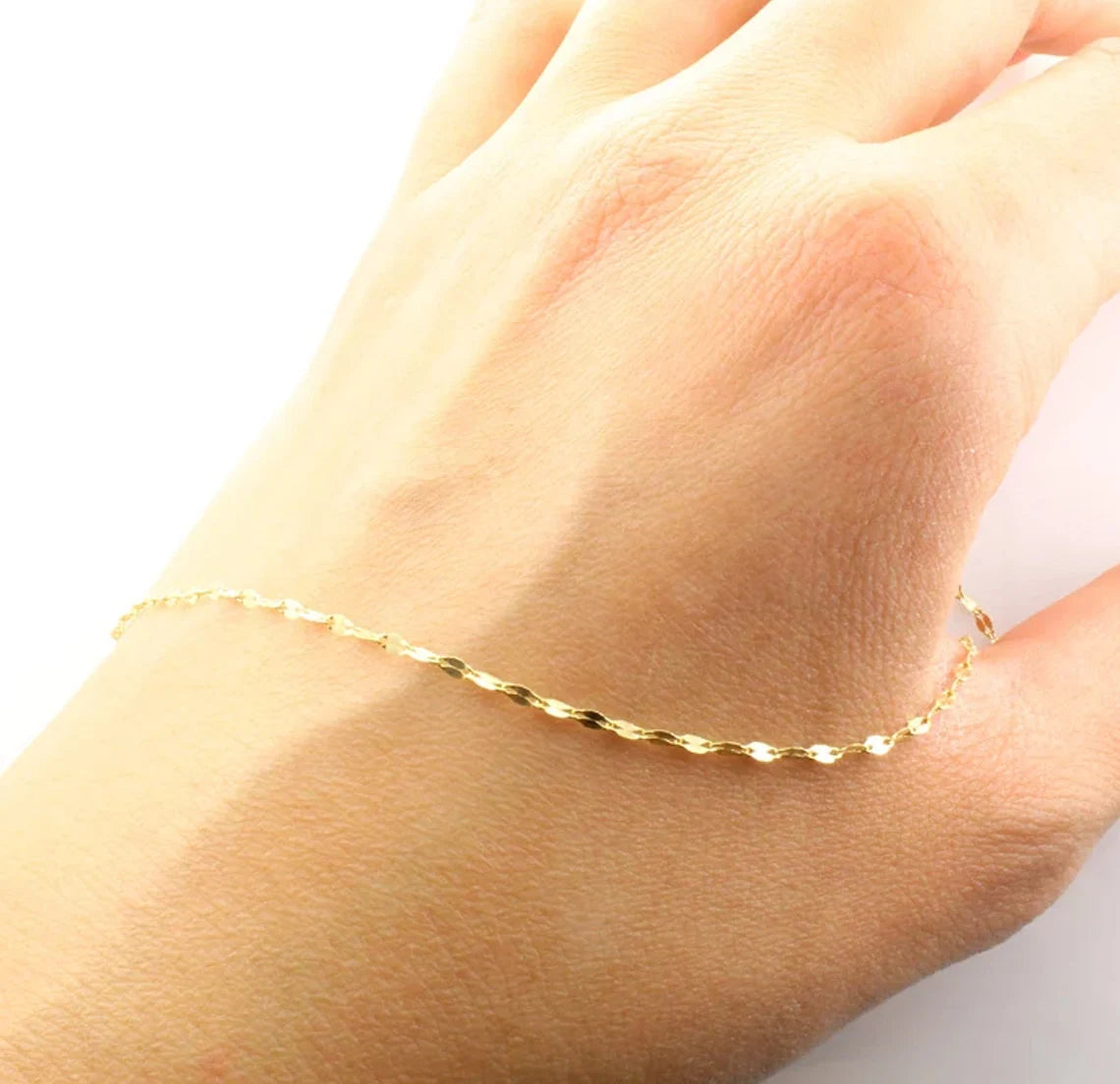 Sparkle Chain Necklace | 14K Gold Twisted Mirror Chain | Varto Jewelry