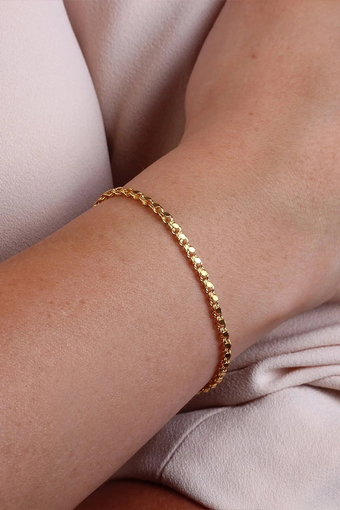 Gold Chain Bracelet | 14K Gold Mirror Chain Bracelet | Varto Jewelry
