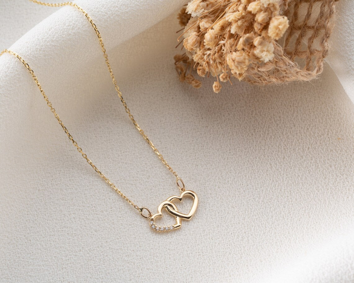 Women's Heart Necklace | Dainty Heart Necklace | Varto Jewelry
