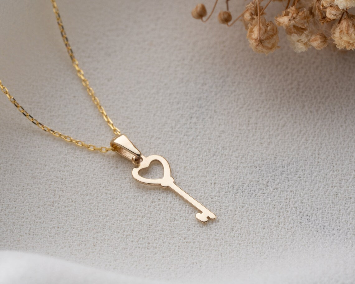 Necklace With A Key | 14K Gold Pendant Heart Key Charm | Varto Jewelry