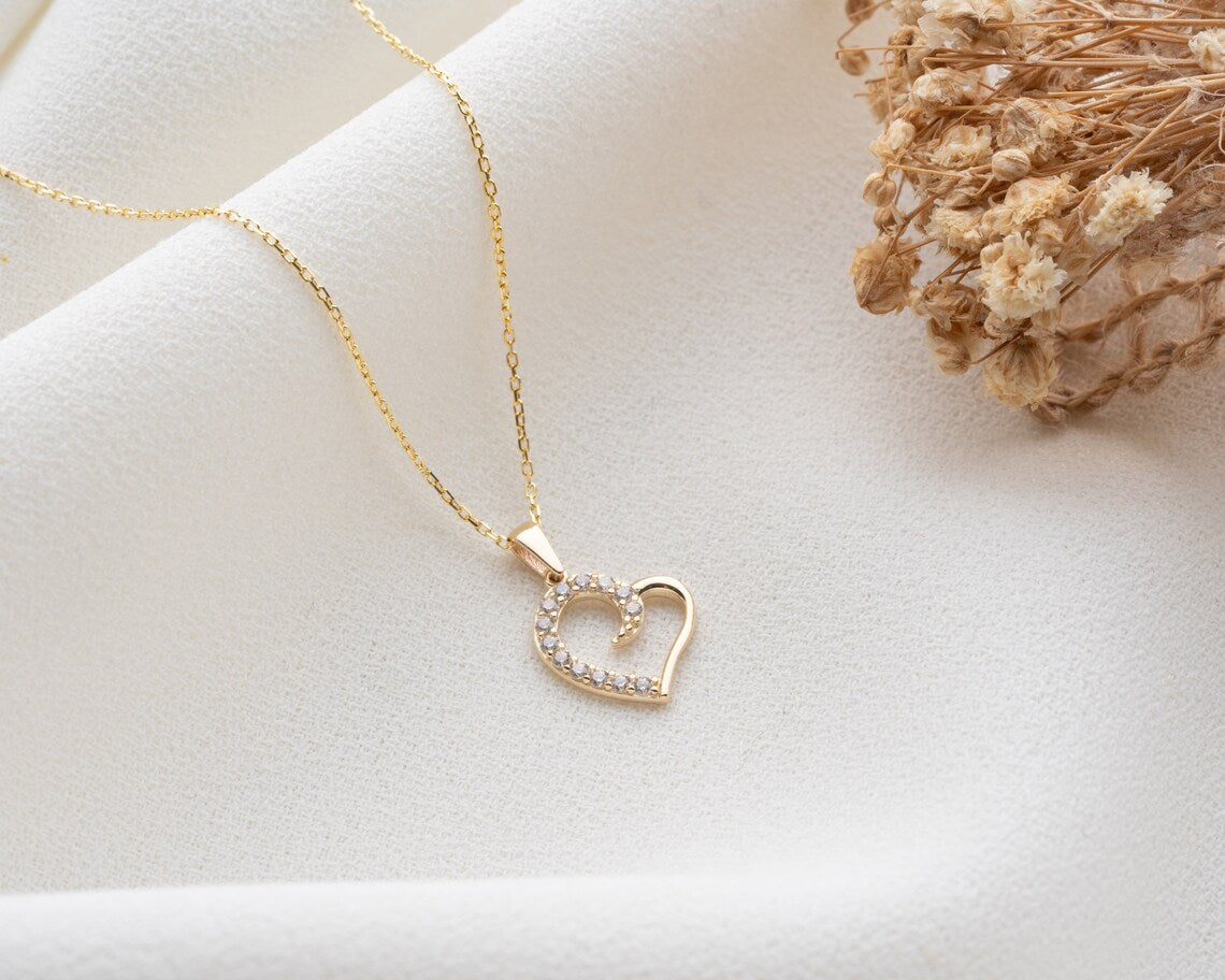 Cute Gold Necklace | 14K Solid Gold Heart Necklace | Varto Jewelry