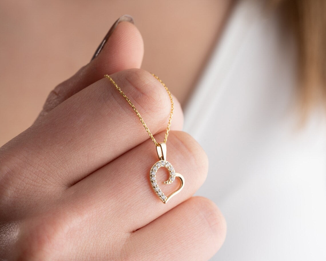 Cute Gold Necklace | 14K Solid Gold Heart Necklace | Varto Jewelry