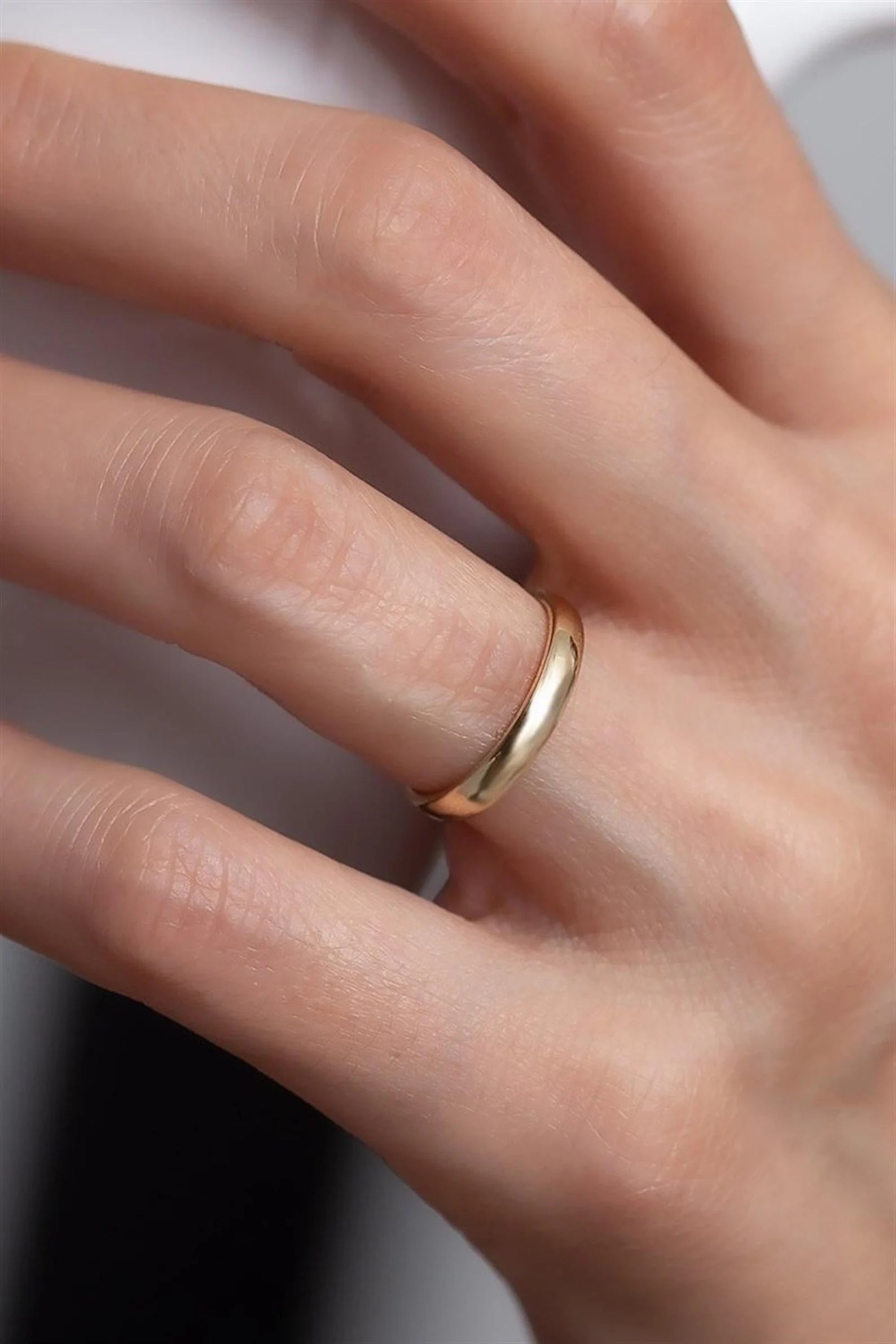 Classic Gold Wedding Ring | 14K Gold Wedding Rings | Varto Jewelry