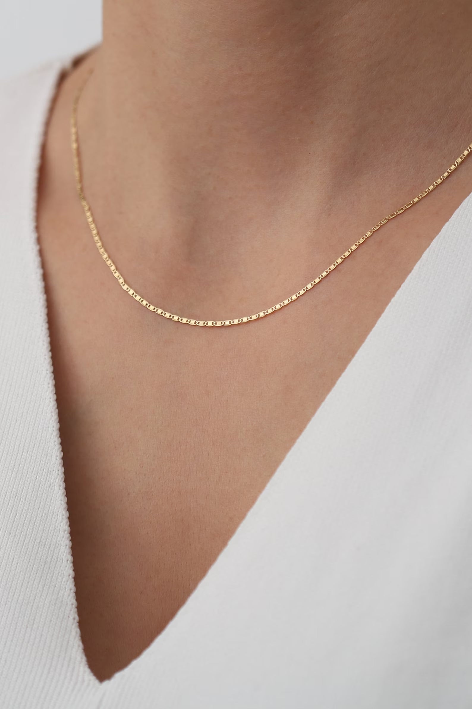14K Solid Gold Valentino Chain Necklace