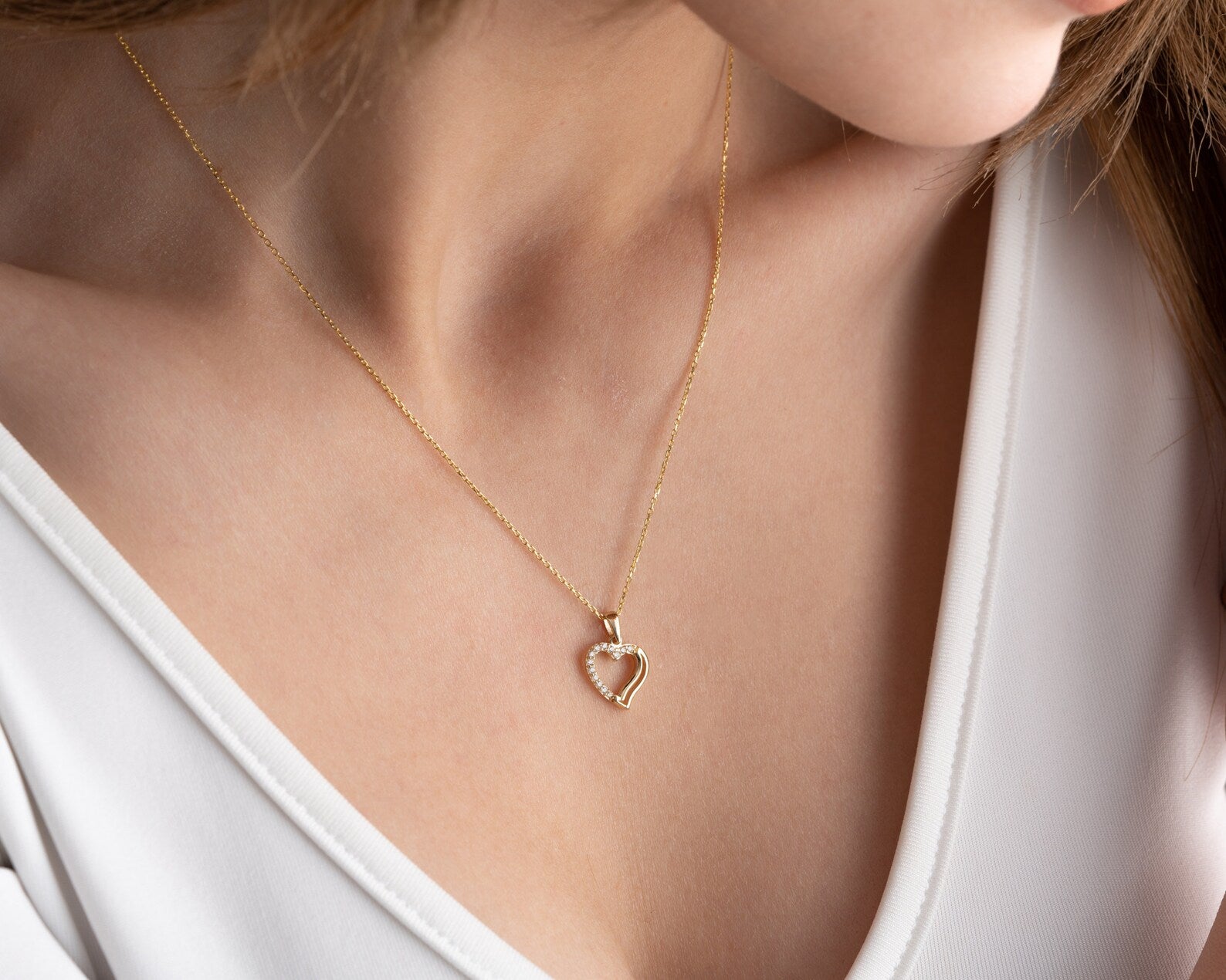 14K Solid Gold Minimalist Design Sacred Heart Necklace