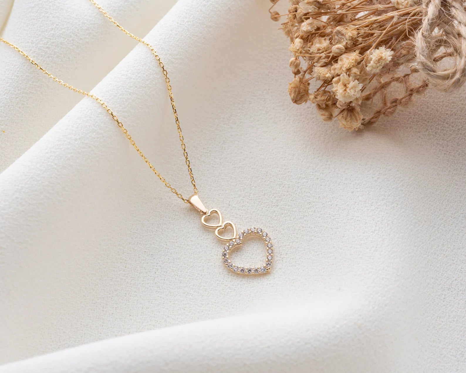 14K Solid Gold Dainty Heart Necklace