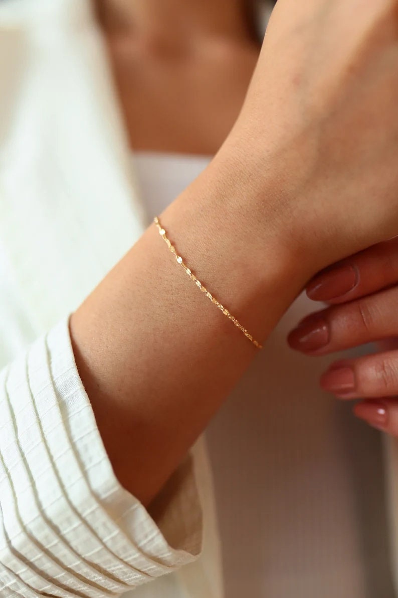 Gold Twisted Bracelet | 14K Gold Chain Bracelet | Varto Jewelry