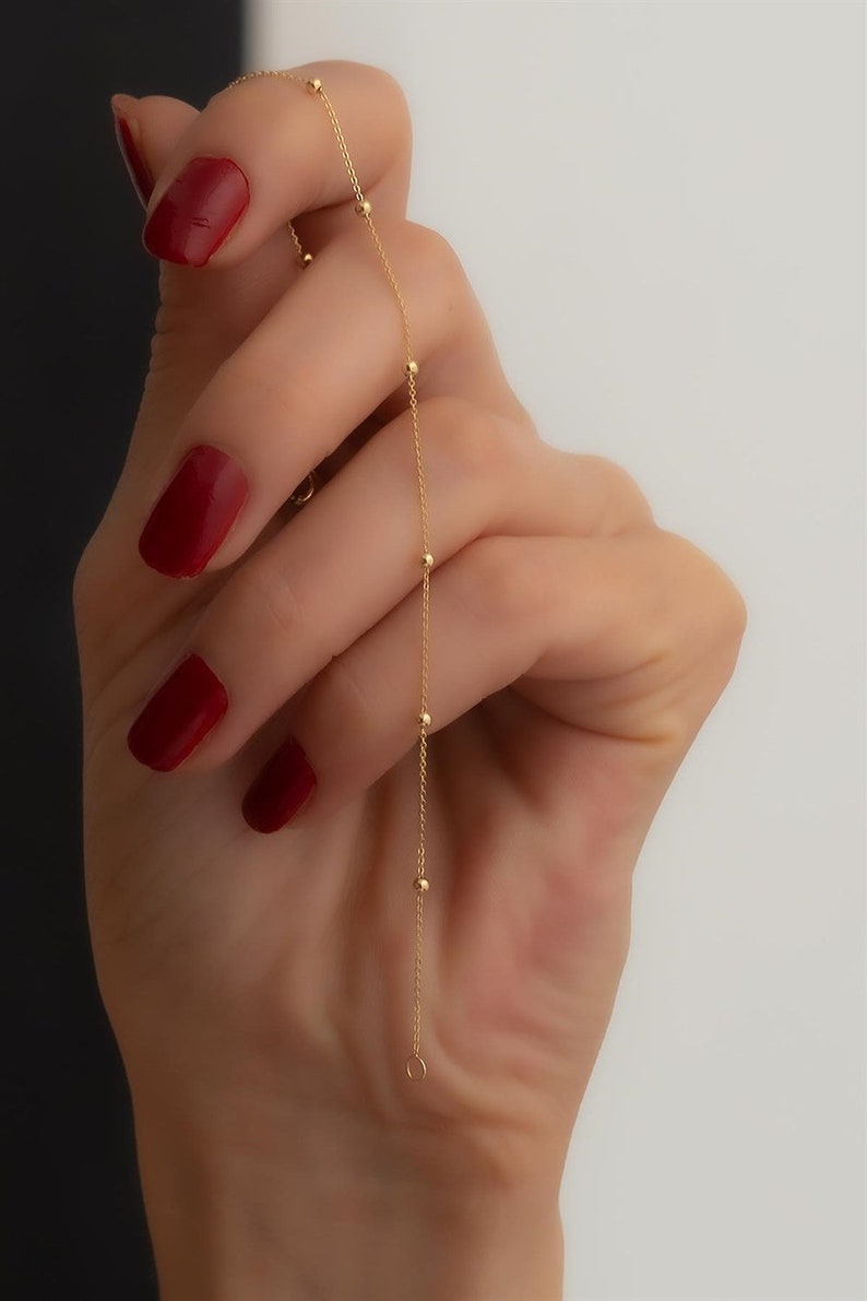 Tiny Gold Bead Bracelet | 14K Dew Drops Chain Bracelet | Varto Jewelry