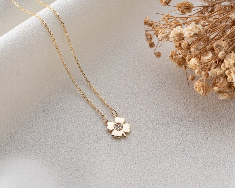 Gold Clover Necklace | 14k Gold Clover Necklace | Varto Jewelry