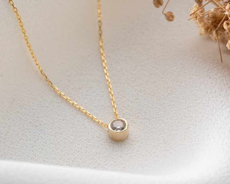 Solitaire Gold Necklace | 14K Gold Bezel Necklace | Varto Jewelry